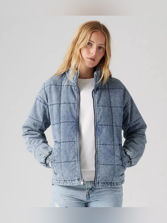 Levi's Jackets & Blazers - NWT Levi’s Women’s Box Denim Quilted Relaxed Light Wash Cotton Jacket XXL